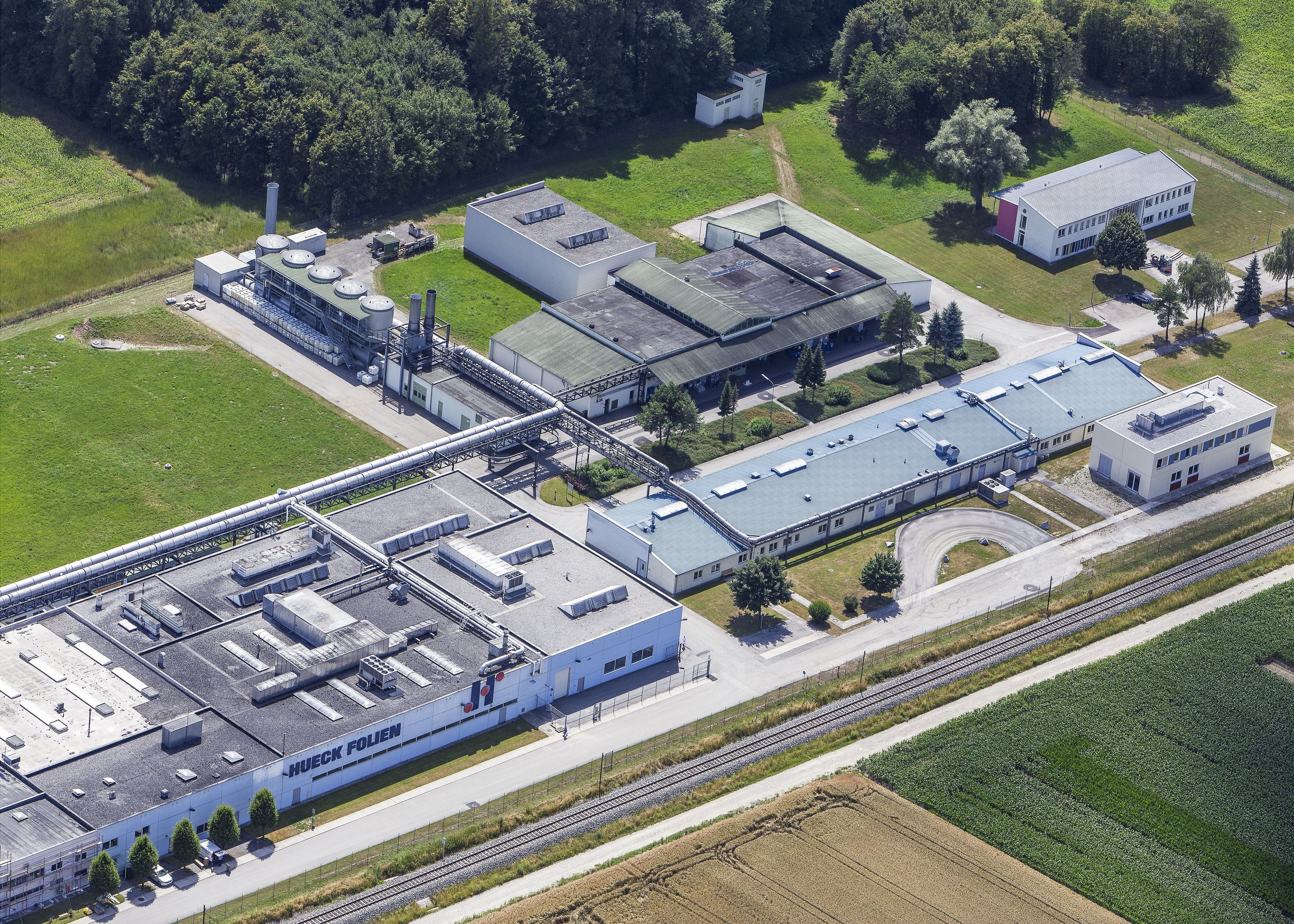 HUECK FOLIEN Unternehmensgebäude